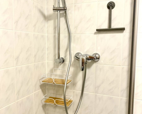 ferienwohnung-cottbus-beige-badezimmer-7