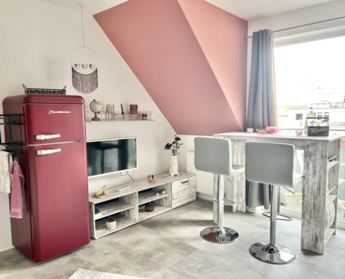 Wohnbereich der Ferienwohnung Red in Cottbus